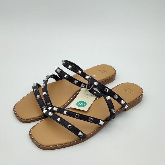 New A New Day Strappy Sadals - Picture 5 of 7